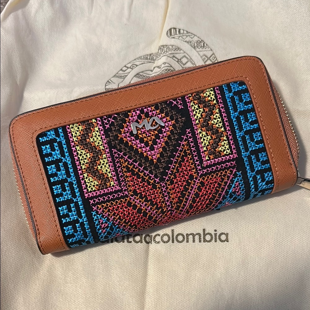 NWOT Colombian Handmade wallet